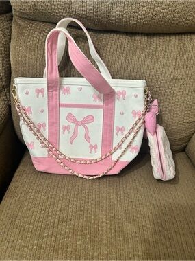 White and Pink Bow-Print Tote Bag with Chain Strap